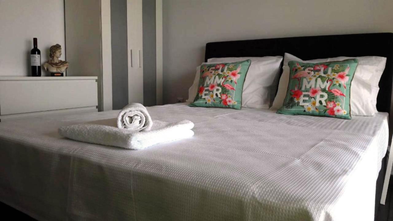 Apollo Romantic Sea View Villa Kivérion 外观 照片