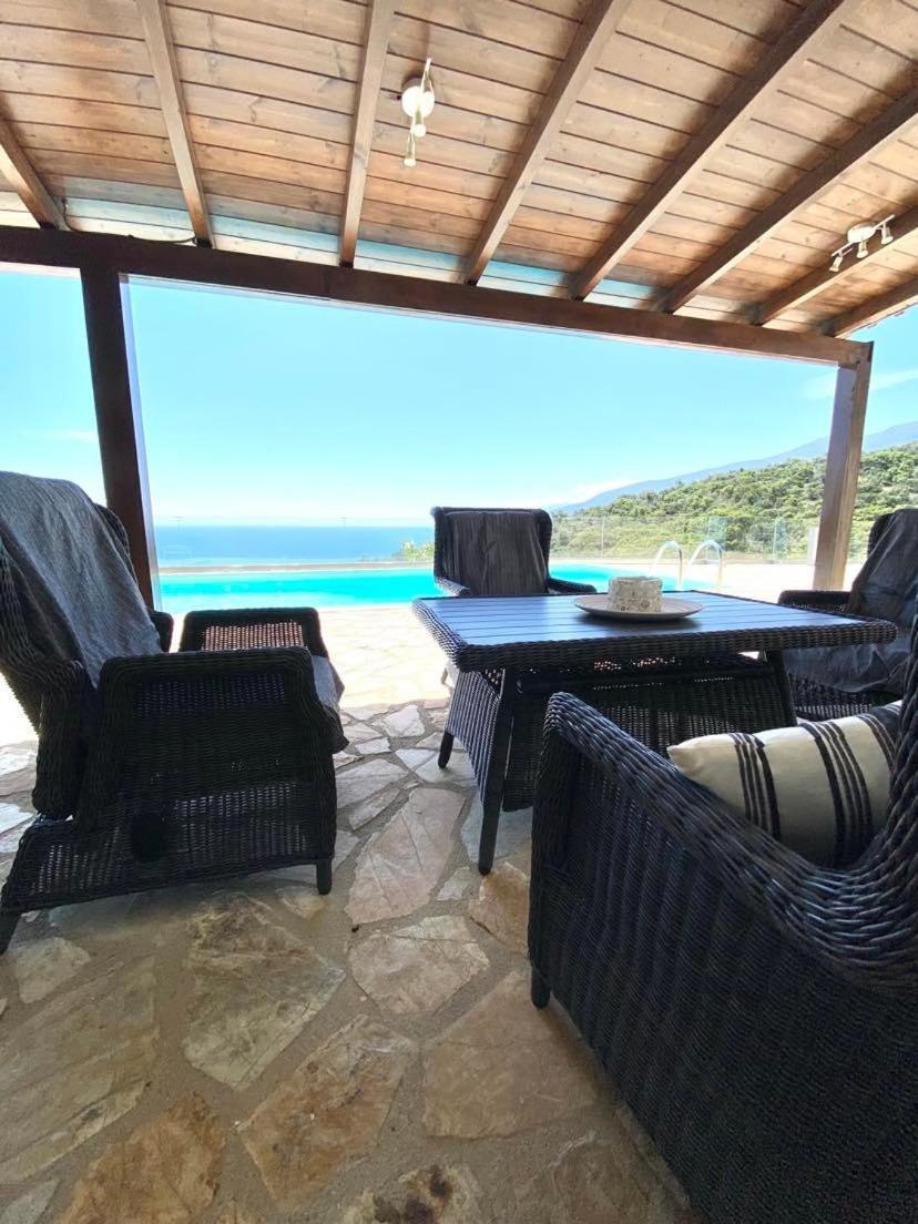 Apollo Romantic Sea View Villa Kivérion 外观 照片